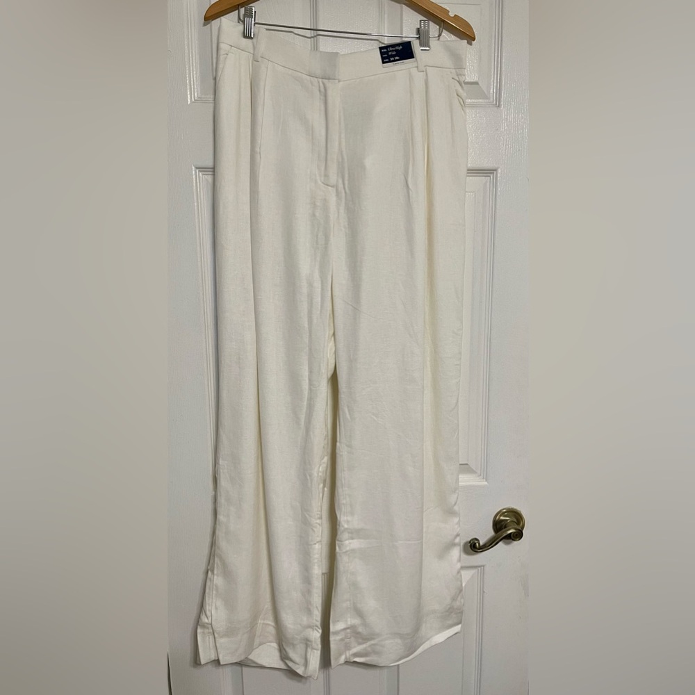 Abercrombie & Fitch White Wide Leg Pants